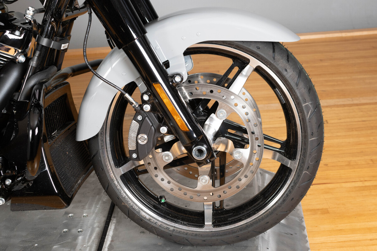 2024 Harley-Davidson Road Glide FLTRX - Photo 5