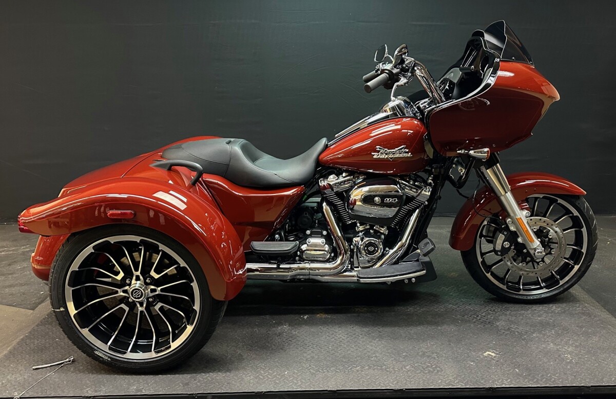 Harley-Davidson Road Glide 3 2024 FLTRT RED ROCK - Photo 2