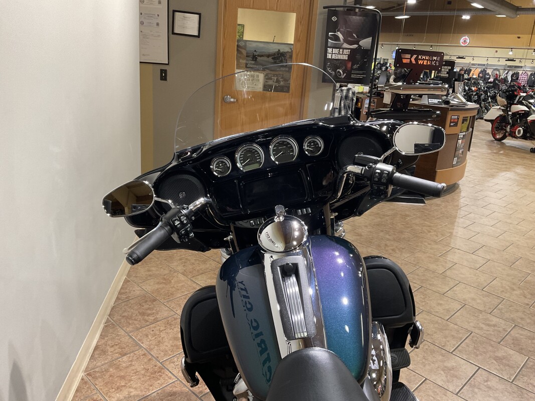 2021 Harley-Davidson Ultra Limited Snake Venom FLHTK - Photo 6
