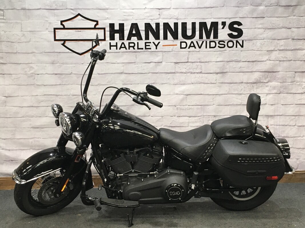 2024 Harley-Davidson Heritage Classic Vivid Black FLHCS - Photo 6