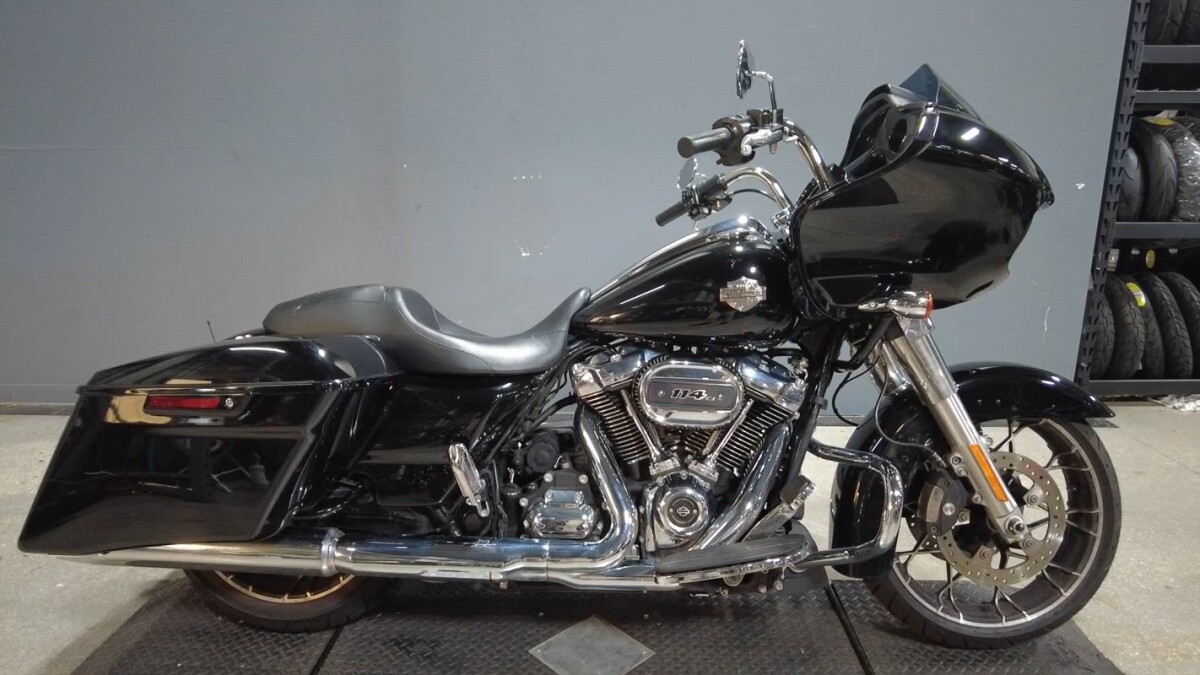 パーレー 2021 Harley-Davidson® FLTRXS - Road Glide® Special