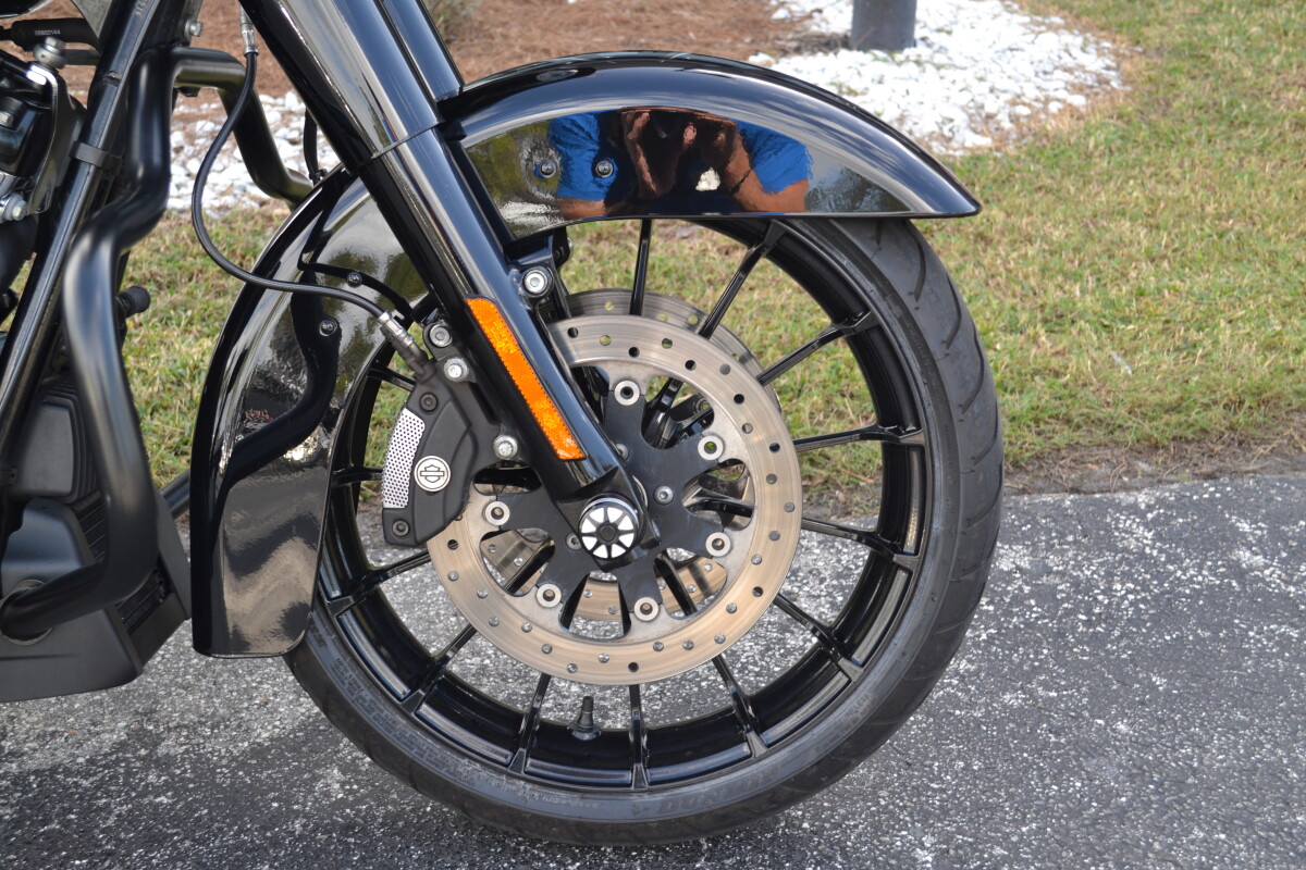 2018 Harley-Davidson Street Glide Special - FLHXS - Photo 2