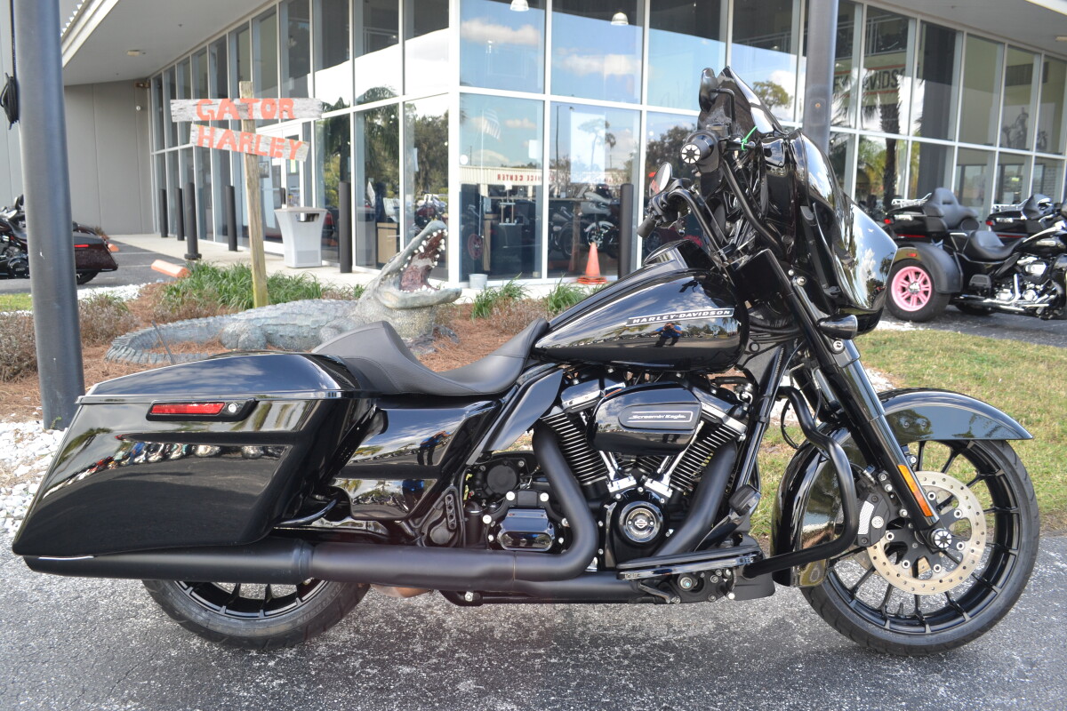 2018 Harley-Davidson® Street Glide® Special - FLHXS | Gator Harley