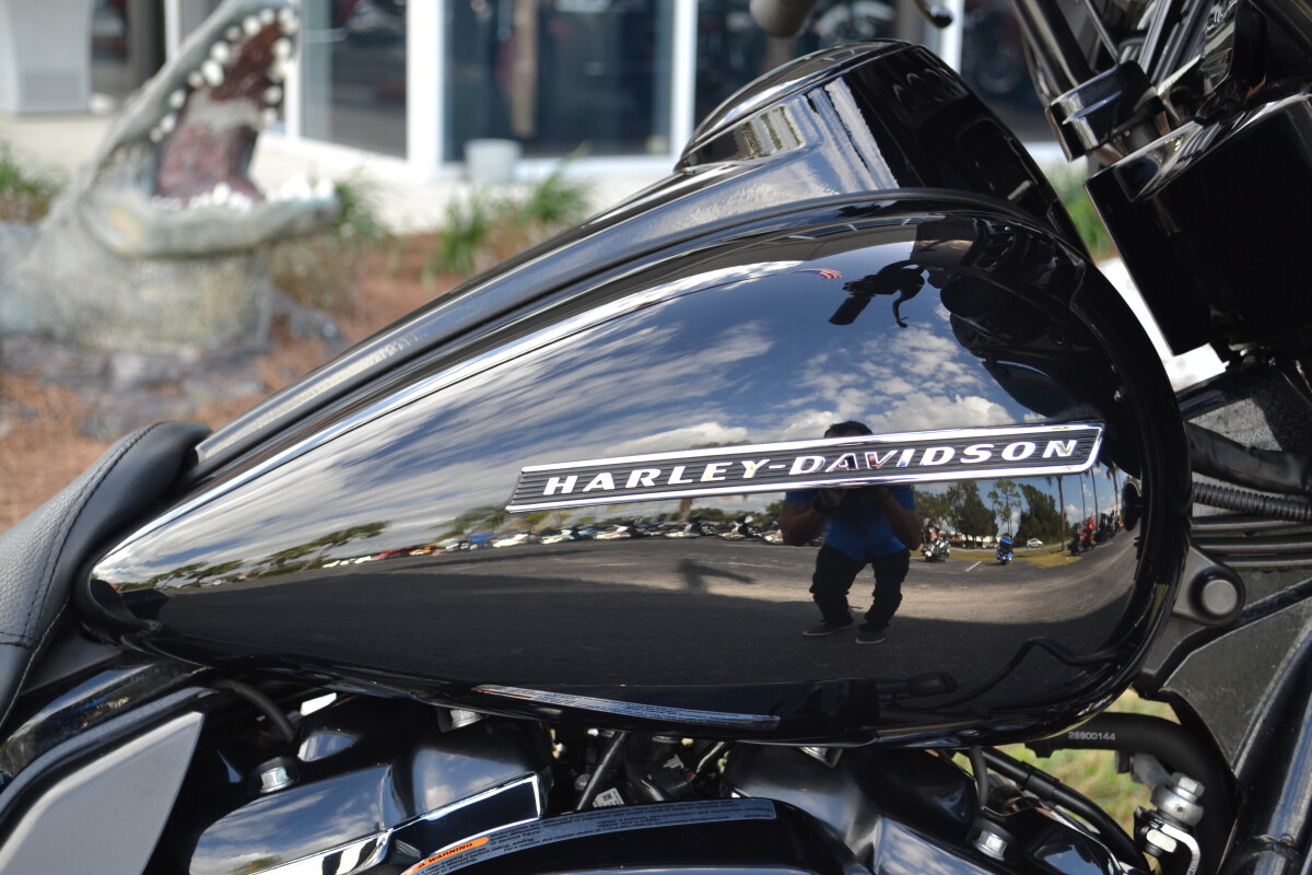 2018 Harley-Davidson Street Glide Special - FLHXS - Photo 4