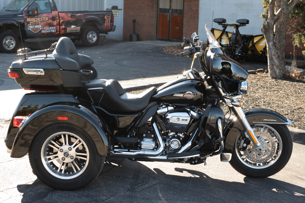 2022 Harley-Davidson® Tri Glide® Ultra FLHTCUTG | Manchester