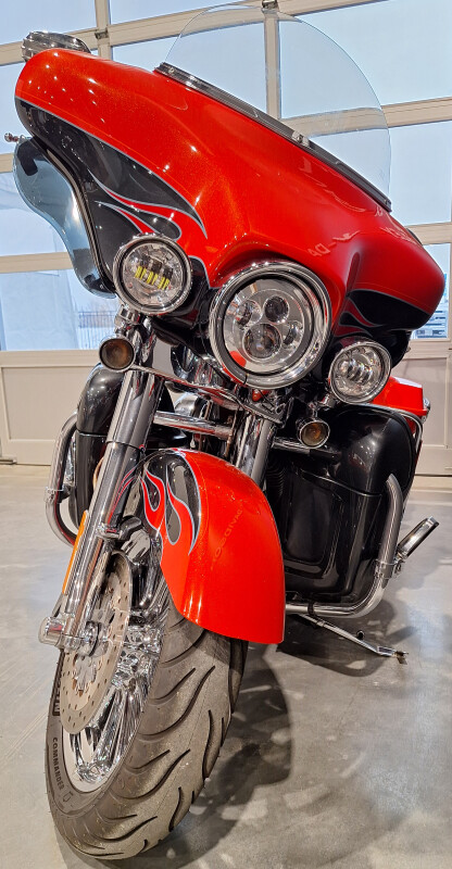 2010 Harley-Davidson CVO Ultra Classic Electra Glide Scarlet Red Pearl and Dark Slate - Photo 6