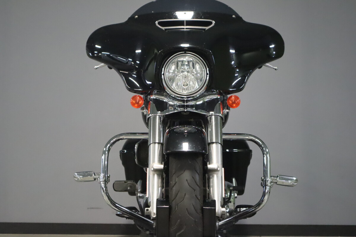 2014 Harley-Davidson Street Glide FLHX - Photo 3