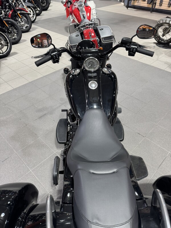 FLRT 2024 Freewheeler - Photo 8