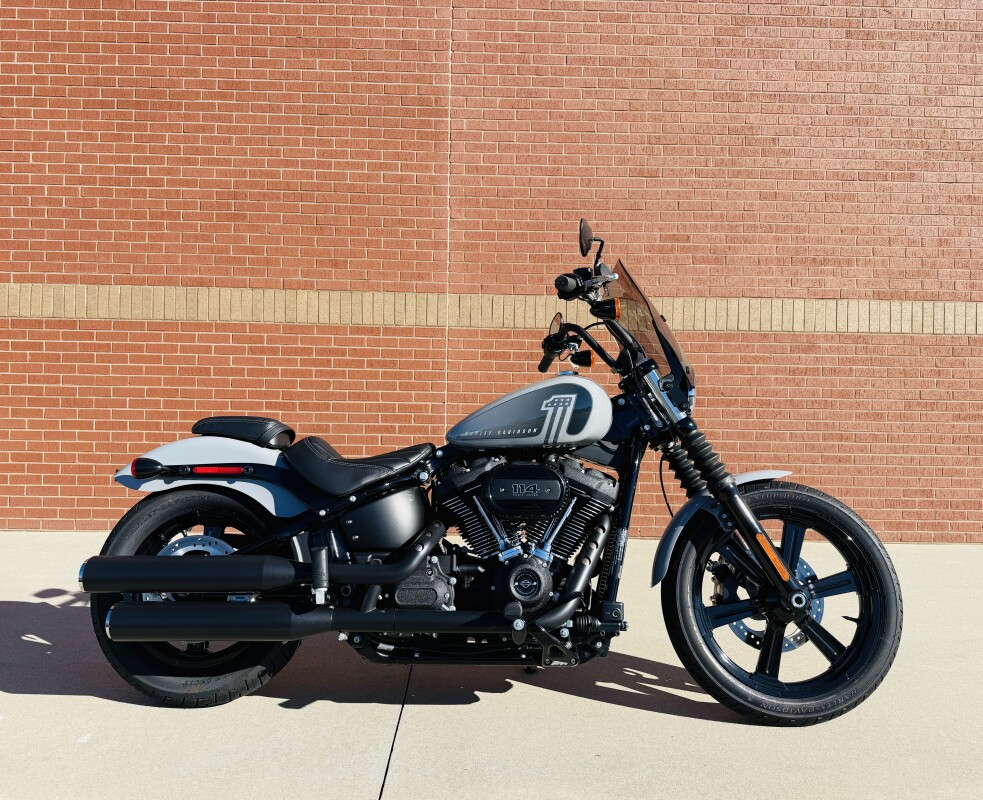 FXBBS 2024 Street Bob 114