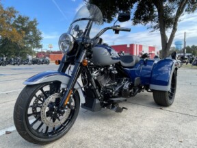 2023 Harley-Davidson Freewheeler® thumb 1
