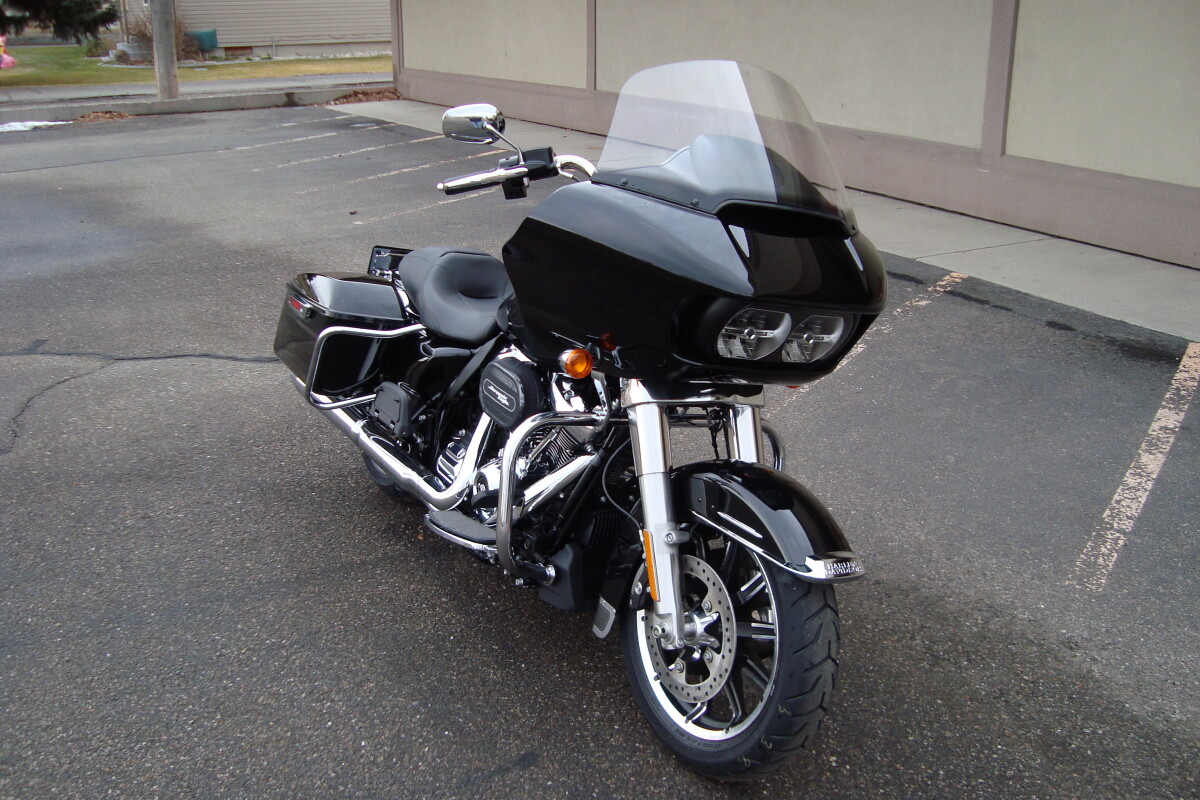 2024 Police Road Glide VIVID BLACK - Photo 3