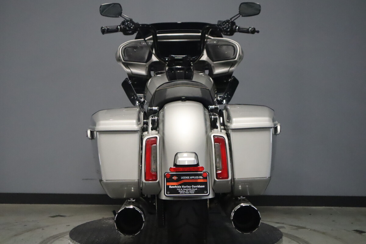 2023 Harley-Davidson CVO Road Glide FLTRXSE - Photo 7