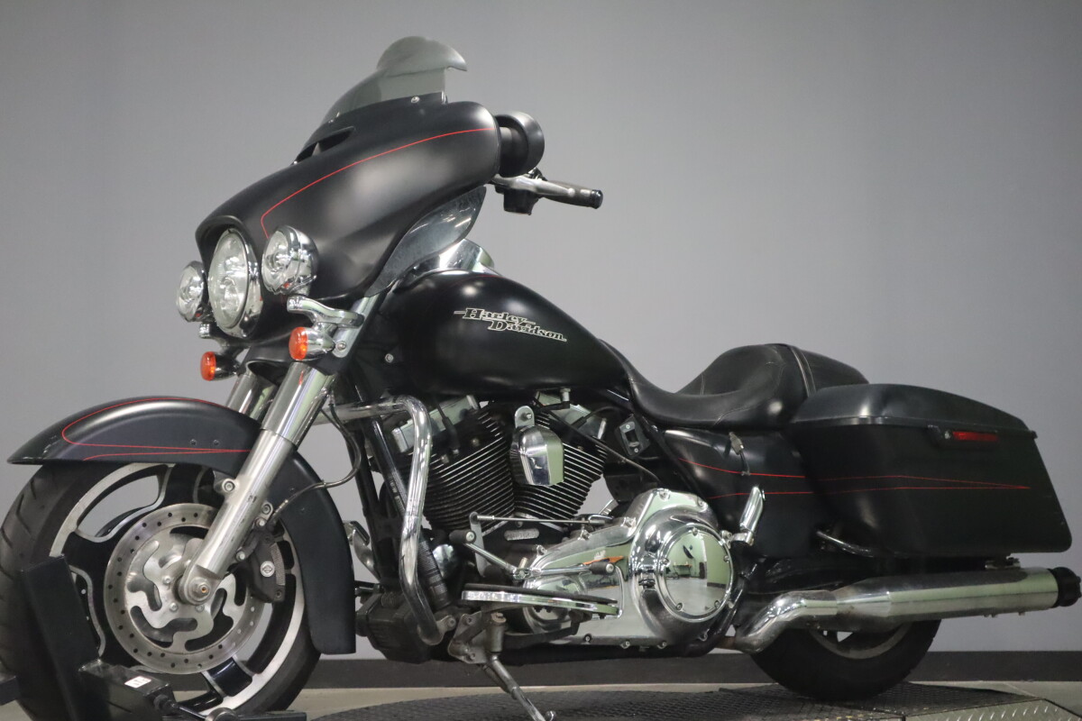 2015 Harley-Davidson Street Glide Special FLHXS - Photo 6