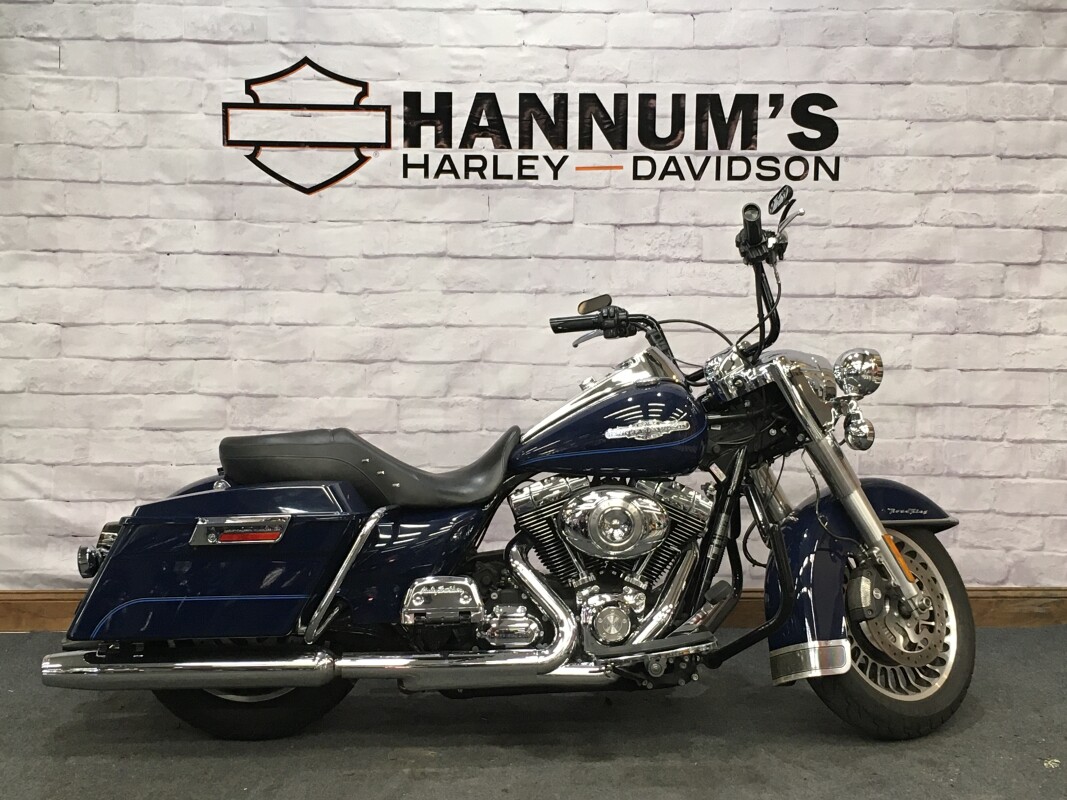 2011 Harley-Davidson Road King Blue Peace Officer FLHR SHRINE