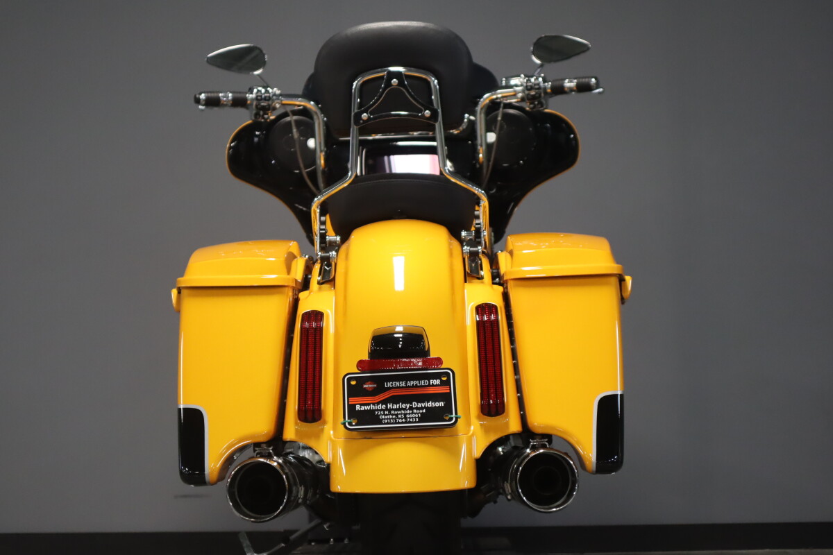 2022 Harley-Davidson CVO Street Glide FLHXSE - Photo 7