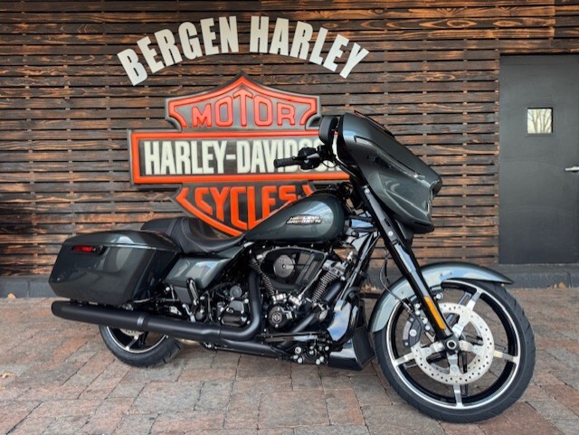 2025 Harley Davidson Street Glide FLHX