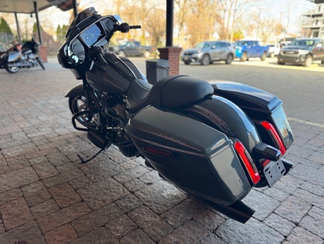 2025 Harley Davidson Street Glide FLHX - Photo 6