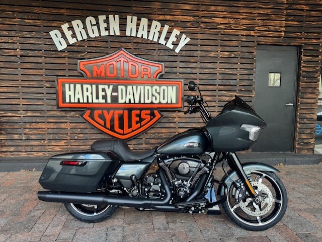 2025 Harley-Davidson Road Glide FLTRX