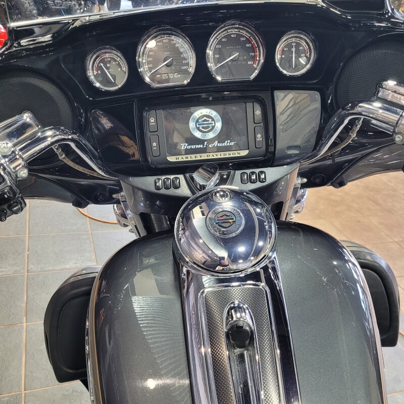 2016 Harley-Davidson CVO Limited - Photo 6