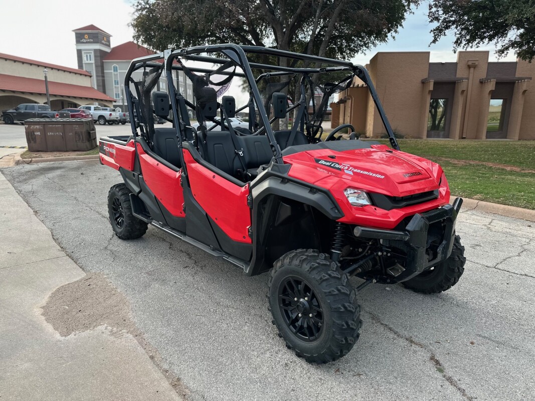 2023 Honda Pioneer 1000-6 Deluxe Crew | Red - Photo 2