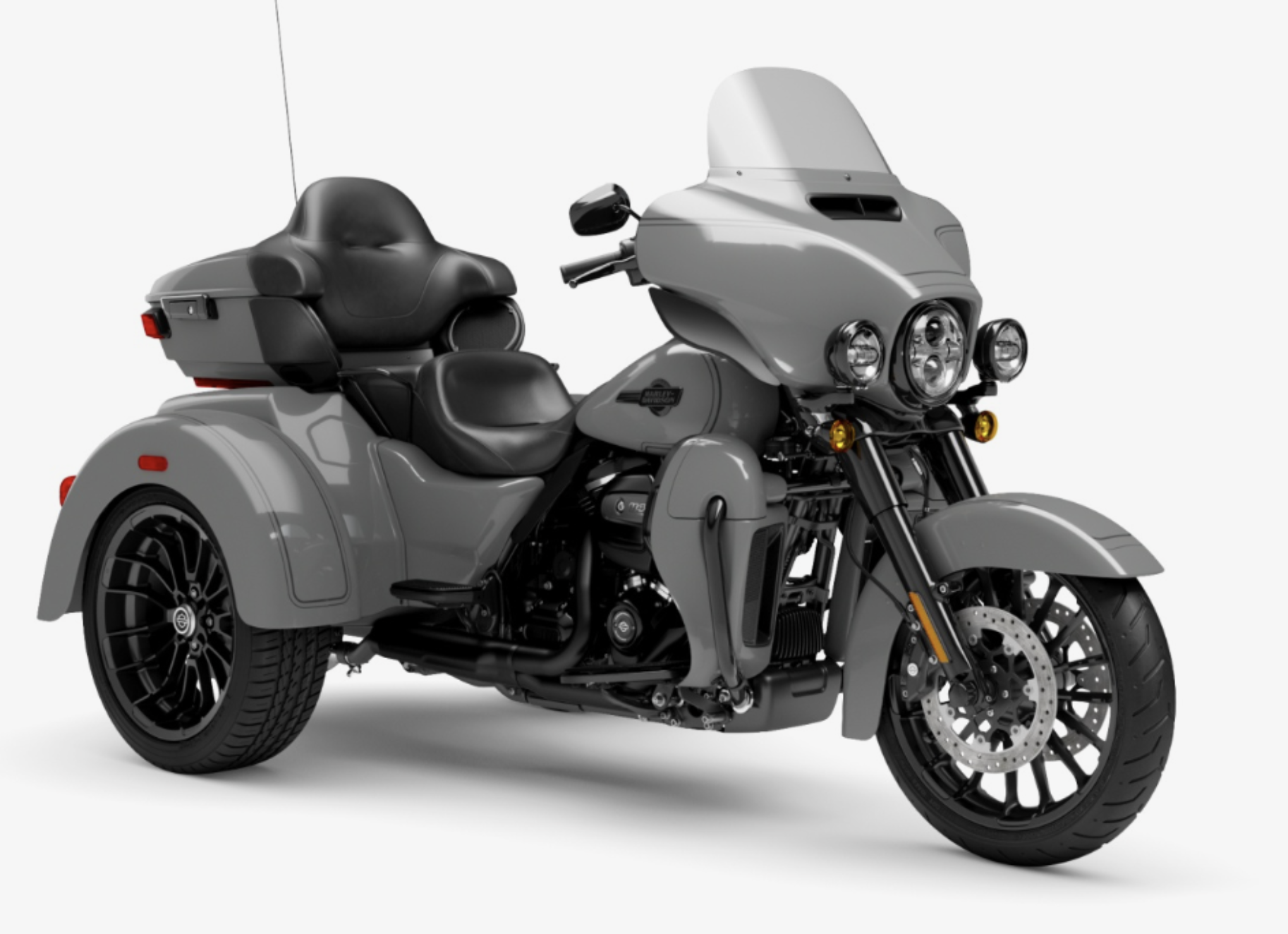 2025 Harley Davidson Trike in Atlas Silver