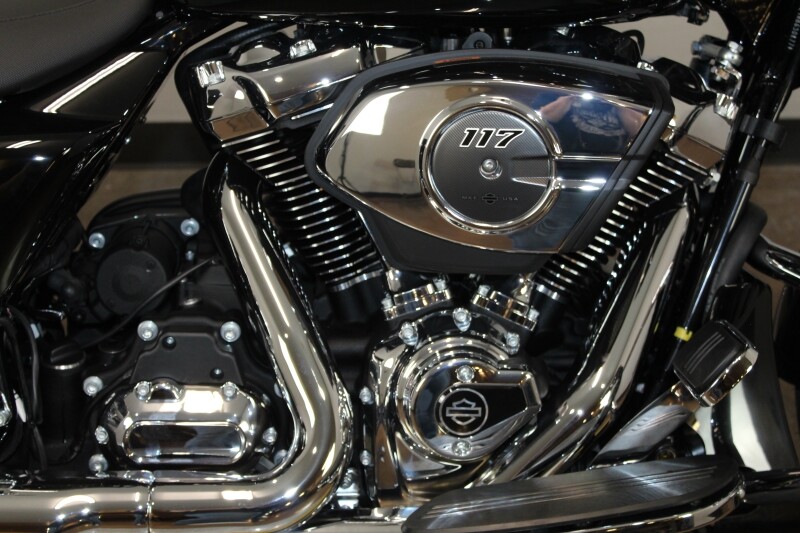 Harley-Davidson Road Glide 2025 FLTRX 84539939 VIVID BLACK - Photo 9