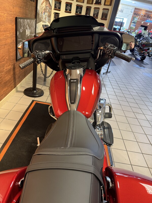 2025 H-D FLHX Street Glide 117ci - Photo 6
