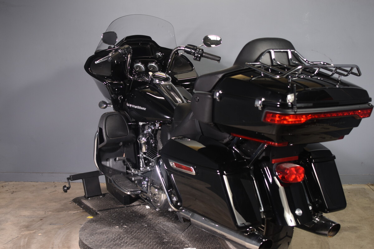 2022 Harley-Davidson Road Glide Limited FLTRK - Photo 6