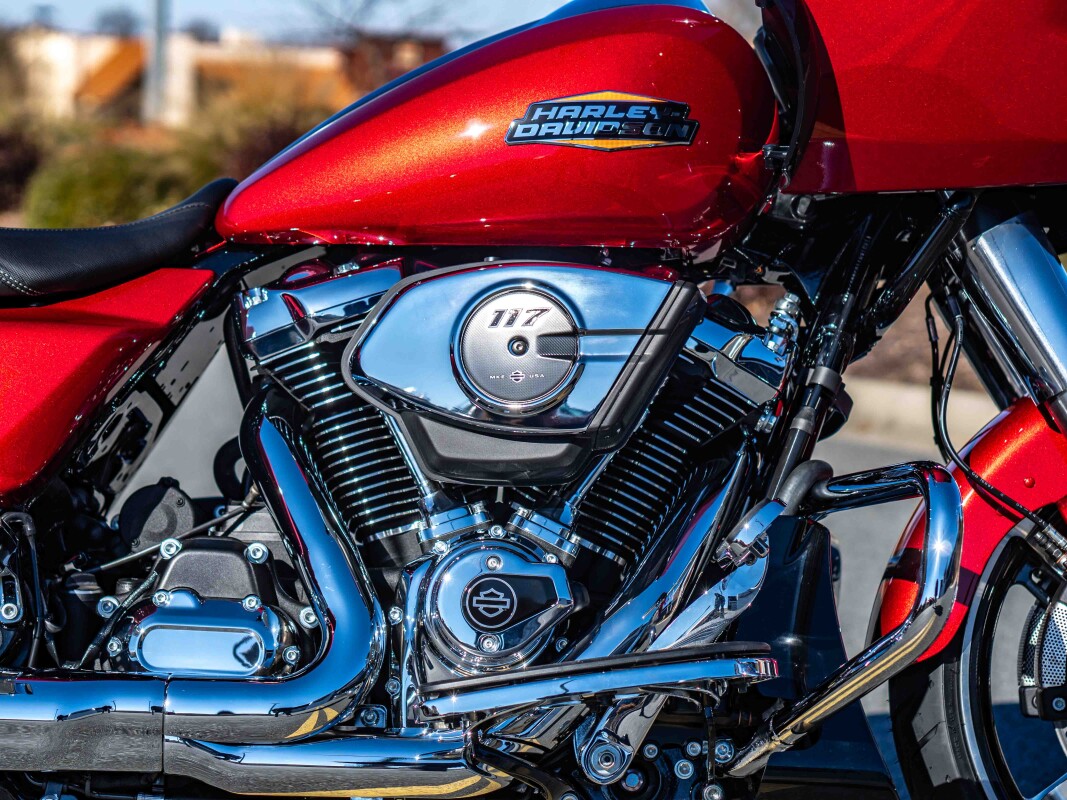 FLTRX 2025 Road Glide - Photo 10