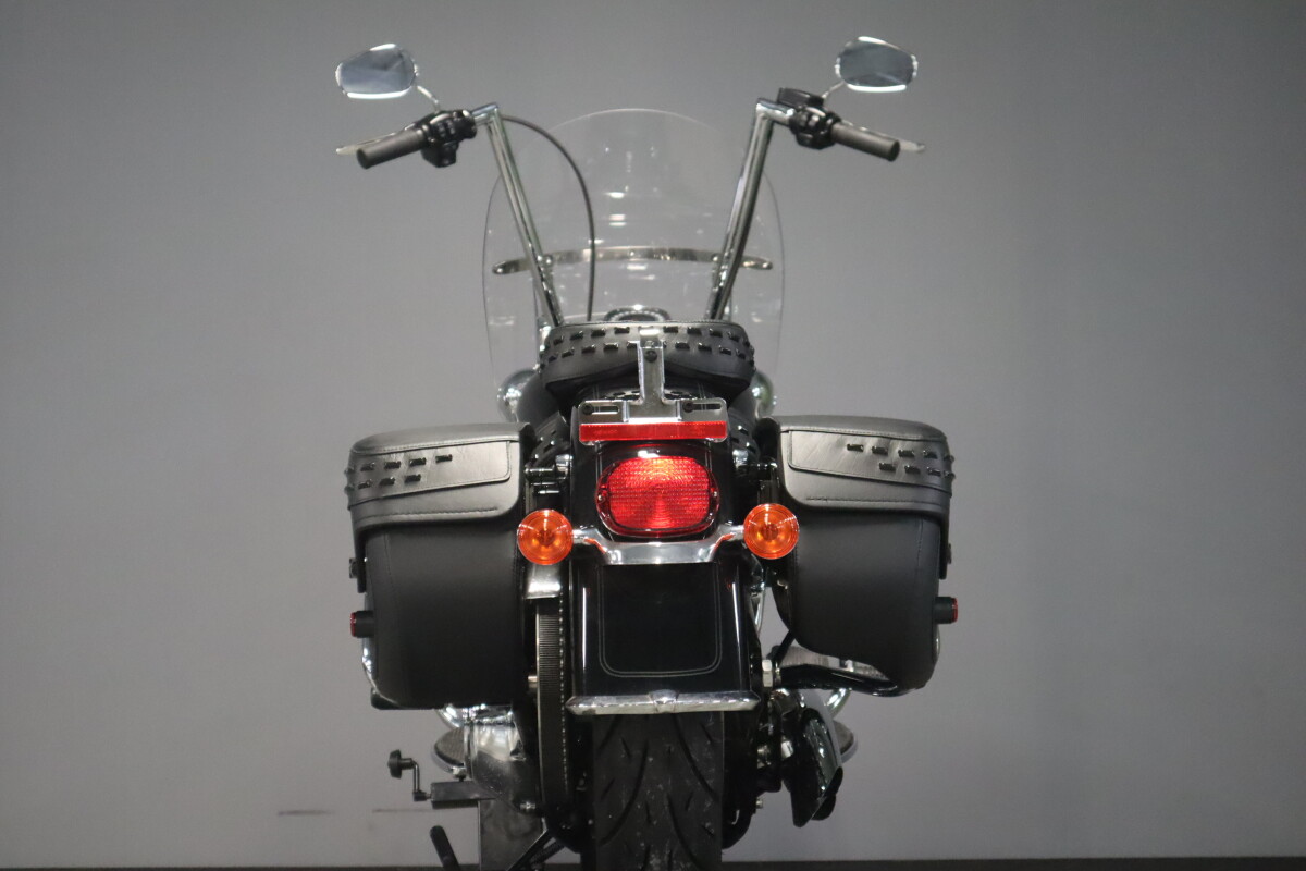 2023 Harley-Davidson Heritage Classic FLHCS - Photo 3