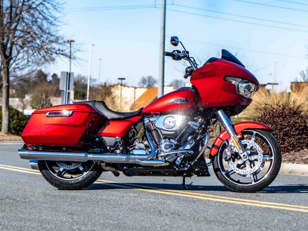 FLTRX 2025 Road Glide - Photo 4