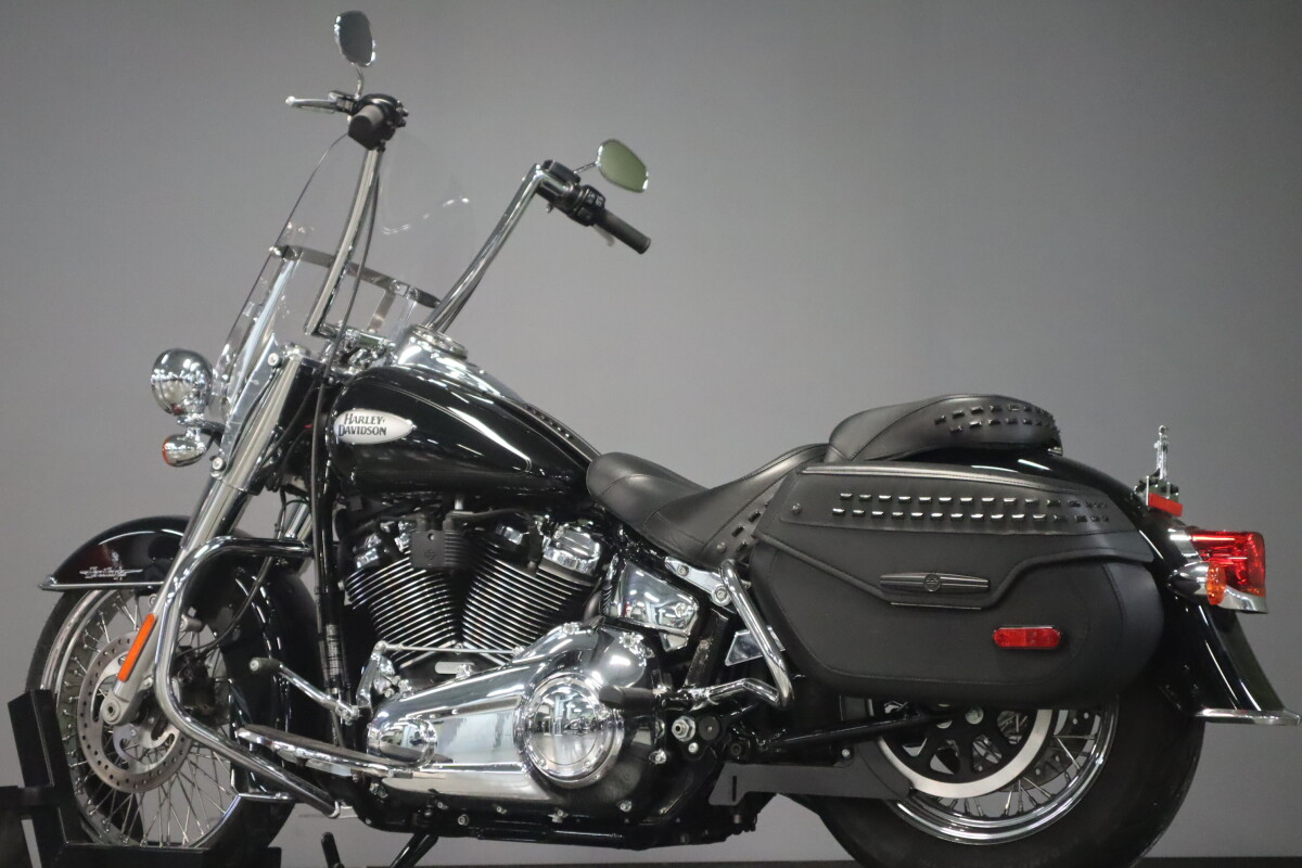2023 Harley-Davidson Heritage Classic FLHCS - Photo 4