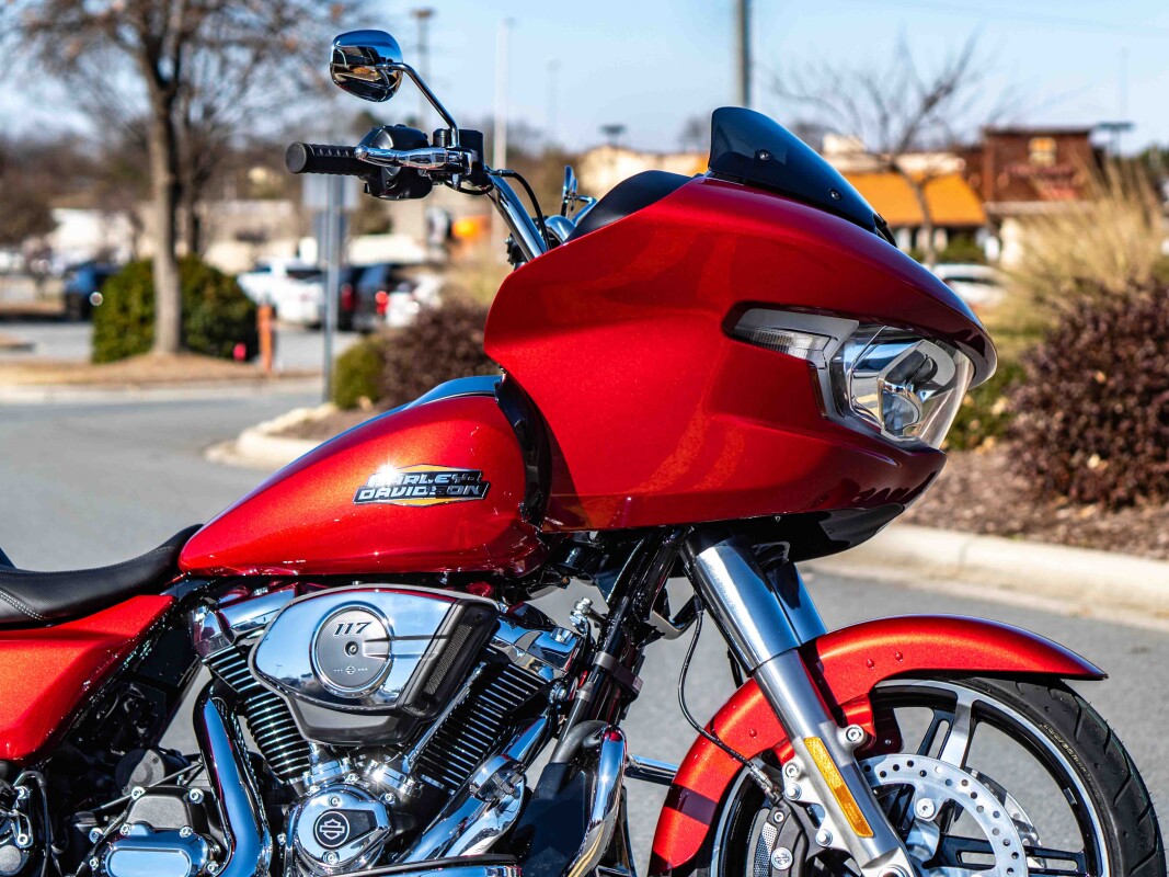 FLTRX 2025 Road Glide - Photo 8