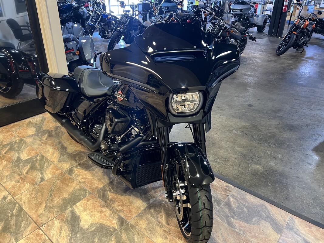 FLHX 2025 Street Glide - Photo 7