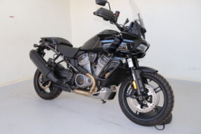 2022 Harley-Davidson<sup>®</sup> Pan America™ 1250 Black thumb 2