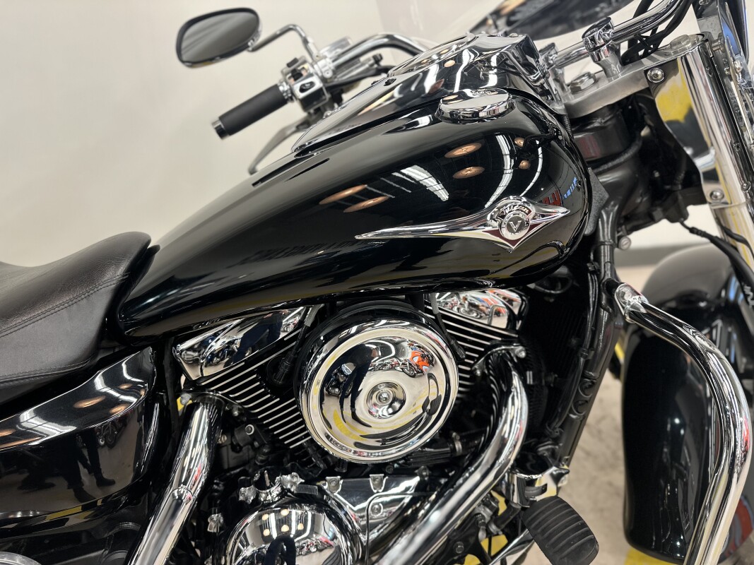 2008 Kawasaki Vulcan 1600 Black - Photo 6