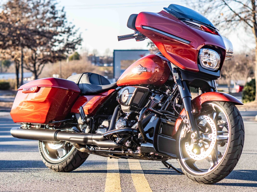 FLHX 2025 Street Glide - Photo 4