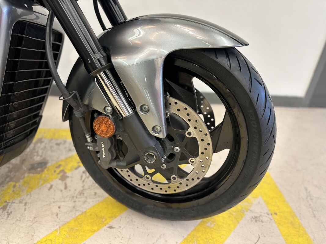 2020 Suzuki VZR1800 Gray - Photo 5