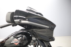 2025 Harley-Davidson® Street Glide® FLHX thumb 1
