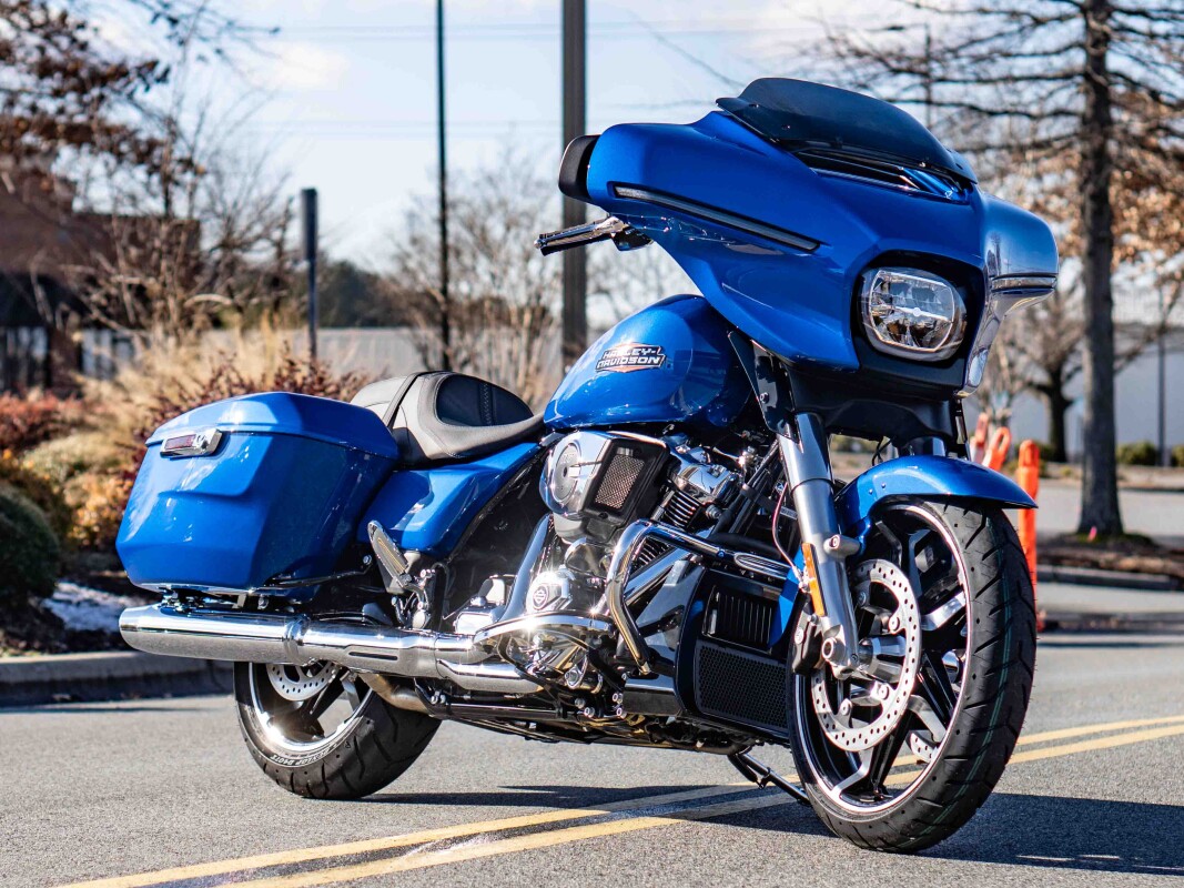 FLHX 2025 Street Glide - Photo 6