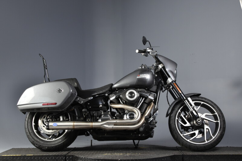2021 Harley-Davidson® Sport Glide® FLSB