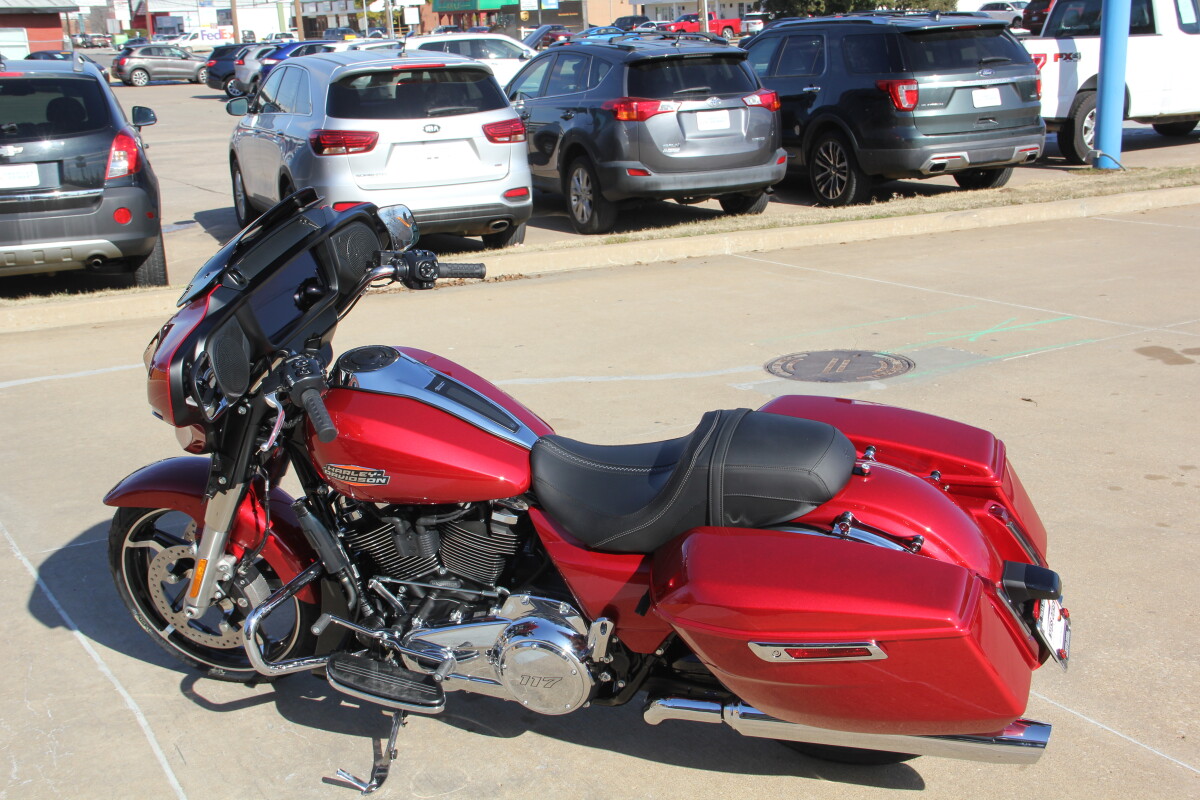 2025 Harley-Davidson Street Glide Brilliant Red - Photo 7