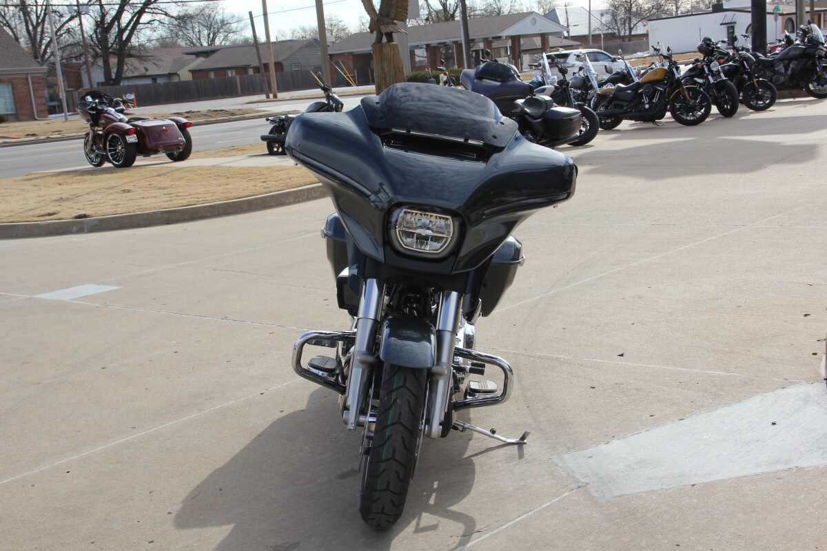 2025 Harley-Davidson Street Glide Iron Horse Metallic - Photo 8