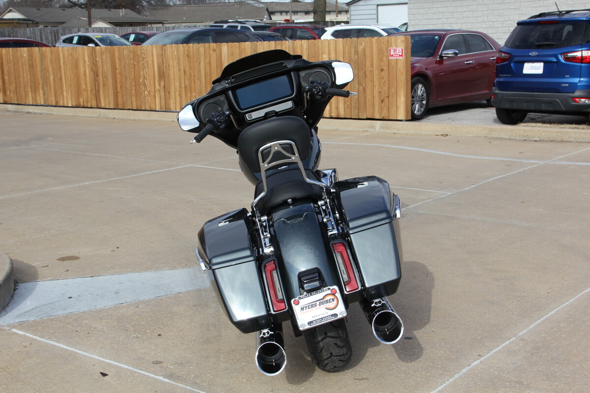 2025 Harley-Davidson Street Glide Iron Horse Metallic - Photo 9