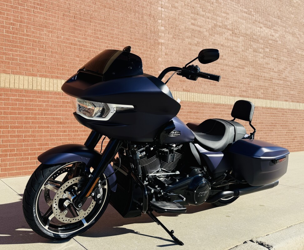FLTRX 2025 Road Glide - Photo 9
