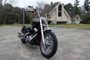 2024 Harley-Davidson® Softail® Standard FXST thumb 2