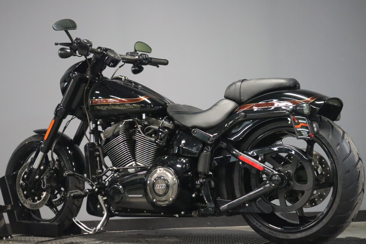 2016 Harley-Davidson CVO Pro Street Breakout FXSE - Photo 6