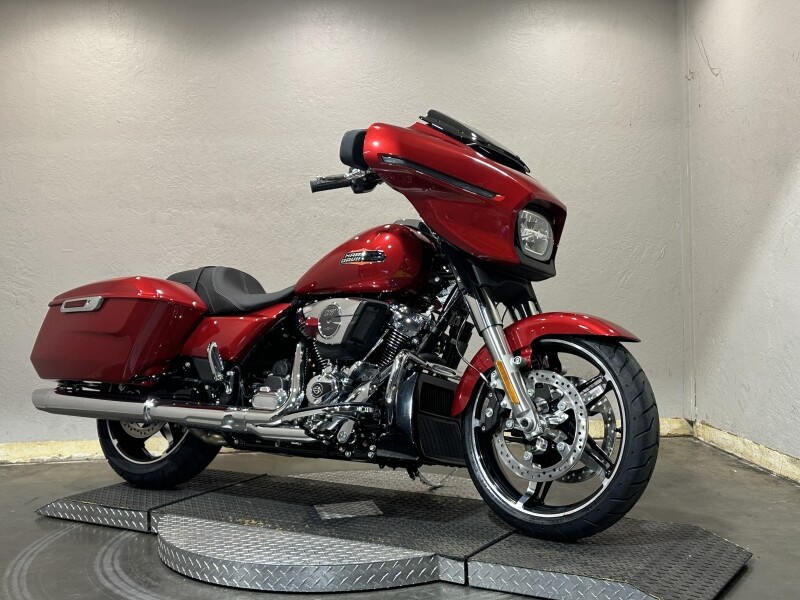 Harley-Davidson Street Glide 2025 FLHX 84541317 BRILLIANT RED - Photo 2