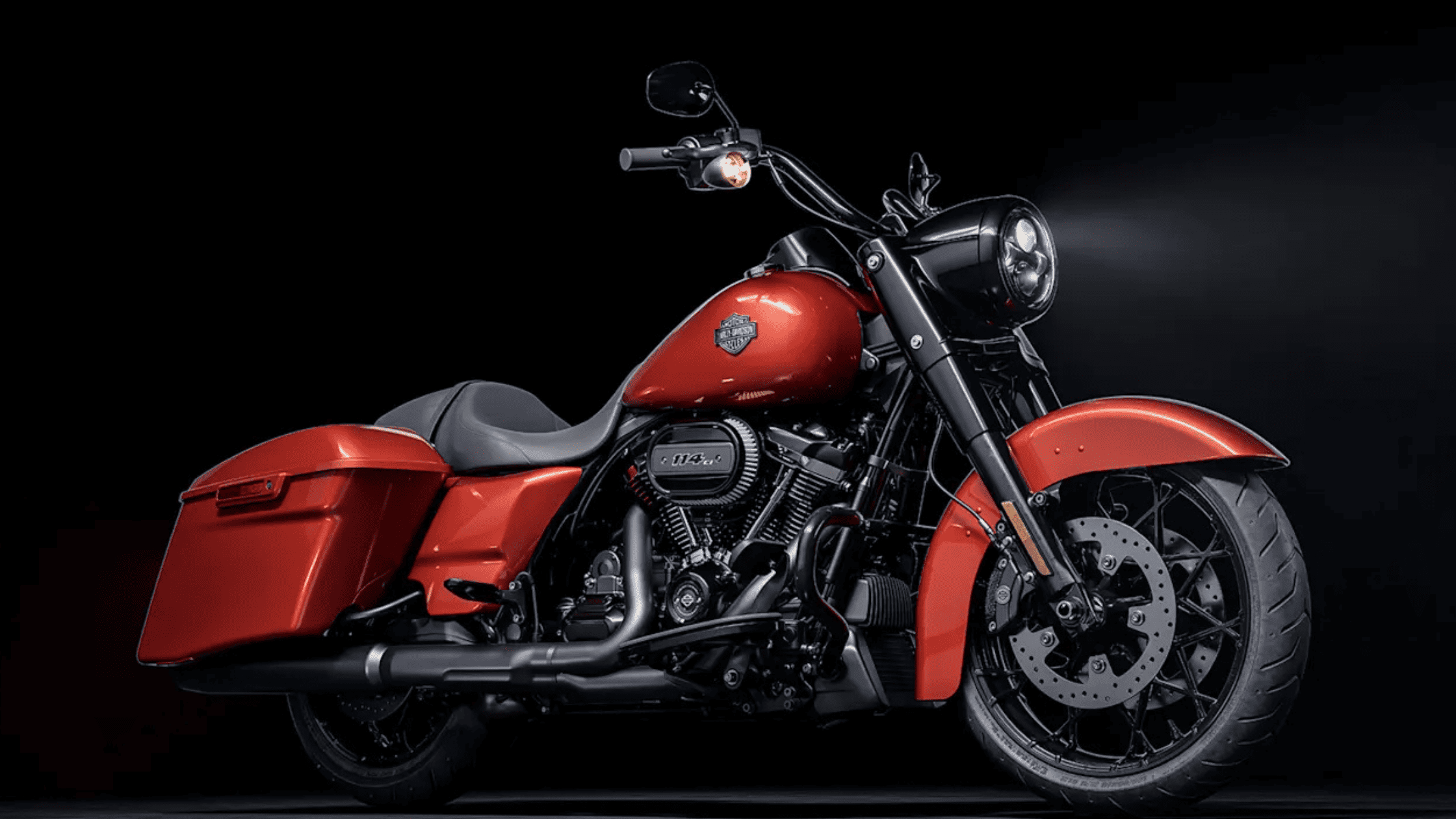 A 2025 Harley-Davidson® Road King® Special, emphasizing its bold features and classic motorcycle appeal.