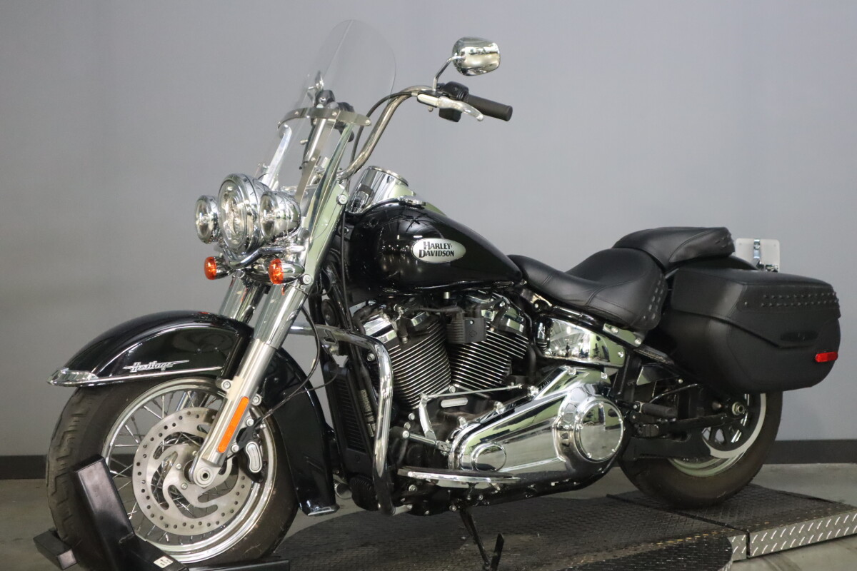 2021 Harley-Davidson Heritage Classic 107 FLHC - Photo 4
